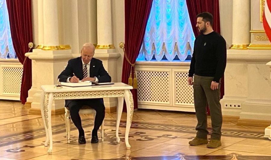 Präsident Bidens Ansatz gegenüber der Ukraine verstärken die Zweifel an der Dauerhaftigkeit der US-Unterstützung Präsident Bidens Ansatz gegenüber der Ukraine verstärken die Zweifel an der Dauerhaftigkeit der US-Unterstützung