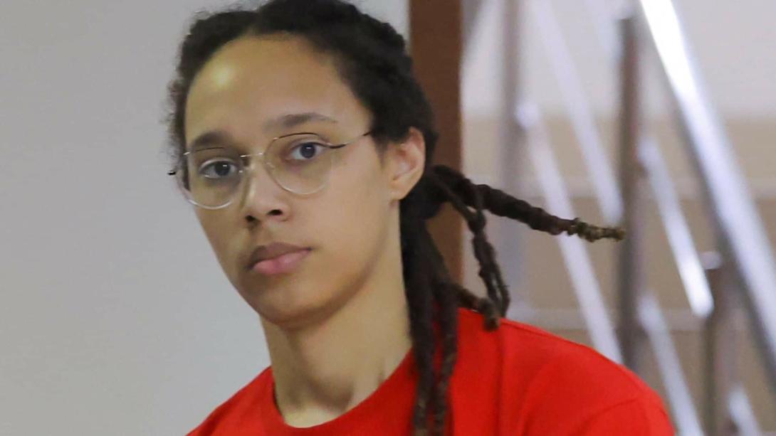 US-Basketballerin Brittney Griner in einem Gefangenenaustausch aus russischer Haft freigelassen US-Basketballerin Brittney Griner in einem Gefangenenaustausch aus russischer Haft freigelassen