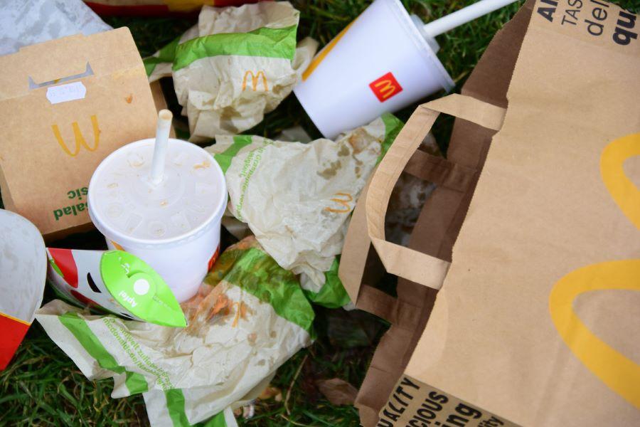 Frankreich feiert Verbot von Einweg-Geschirr als Fast-Food-"Revolution" Frankreich feiert Verbot von Einweg-Geschirr als Fast-Food-"Revolution"