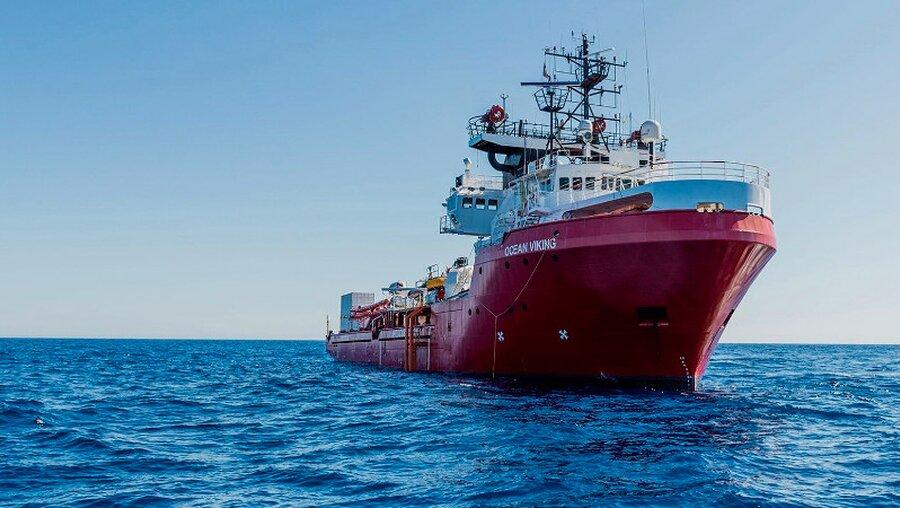 Seenotrettung-Organisationen rebellieren gegen italienische Anti-Einwanderungsbestimmungen Seenotrettung-Organisationen rebellieren gegen italienische Anti-Einwanderungsbestimmungen
