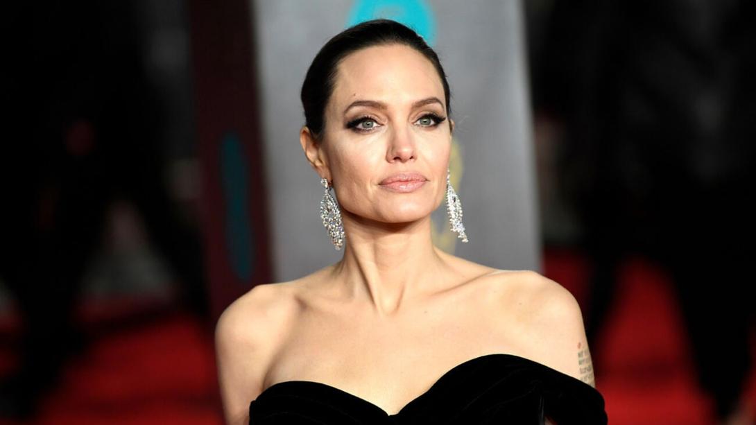 Angelina Jolie tritt als Botschafterin des UN-Flüchtlingshilfswerks zurück Angelina Jolie tritt als Botschafterin des UN-Flüchtlingshilfswerks zurück