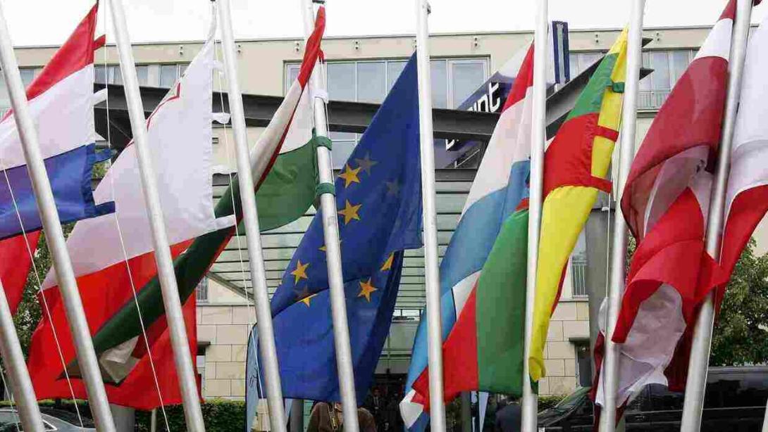 EU-Staaten drängt auf Verwendung eingefrorene russische Vermögenswerte zur Deckung der "Kosten der Aggression"