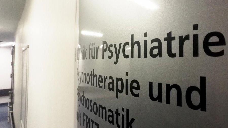 Psychiatrien in Deutschland setzen teilweise weniger Personal ein als bundesweit vorgeschrieben Psychiatrien in Deutschland setzen teilweise weniger Personal ein als bundesweit vorgeschrieben