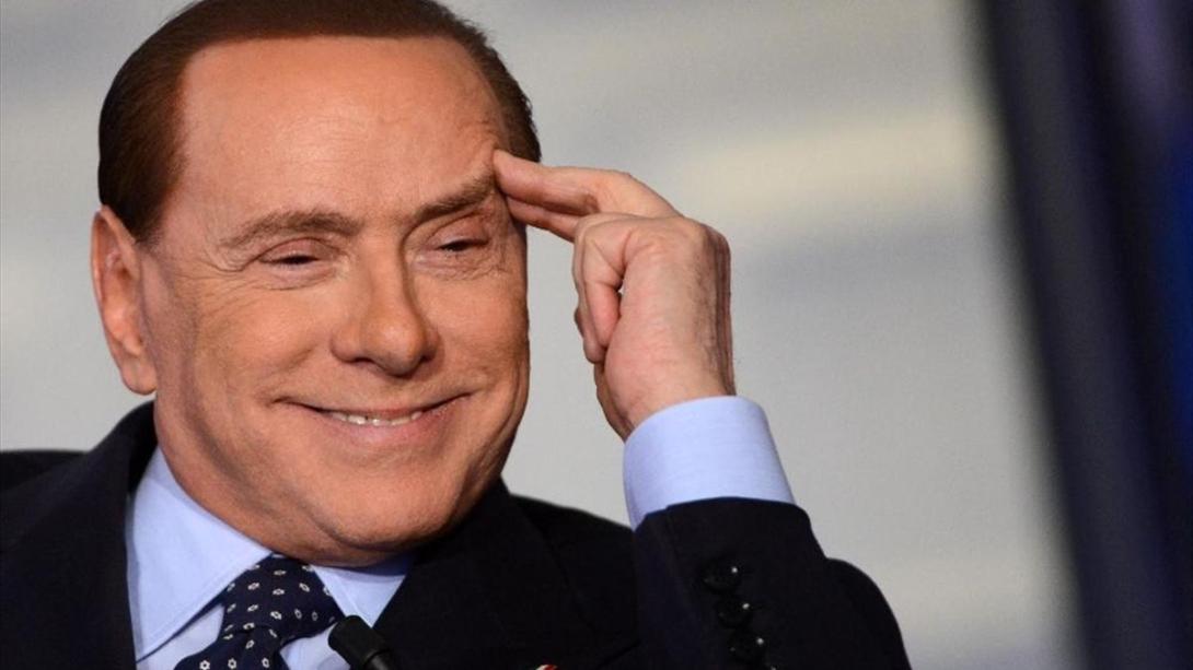 "Präsidenten Selenskyj hat Schuld an der Eskalation": Ukraine wirft Berlusconi Kreml-Propaganda vor
