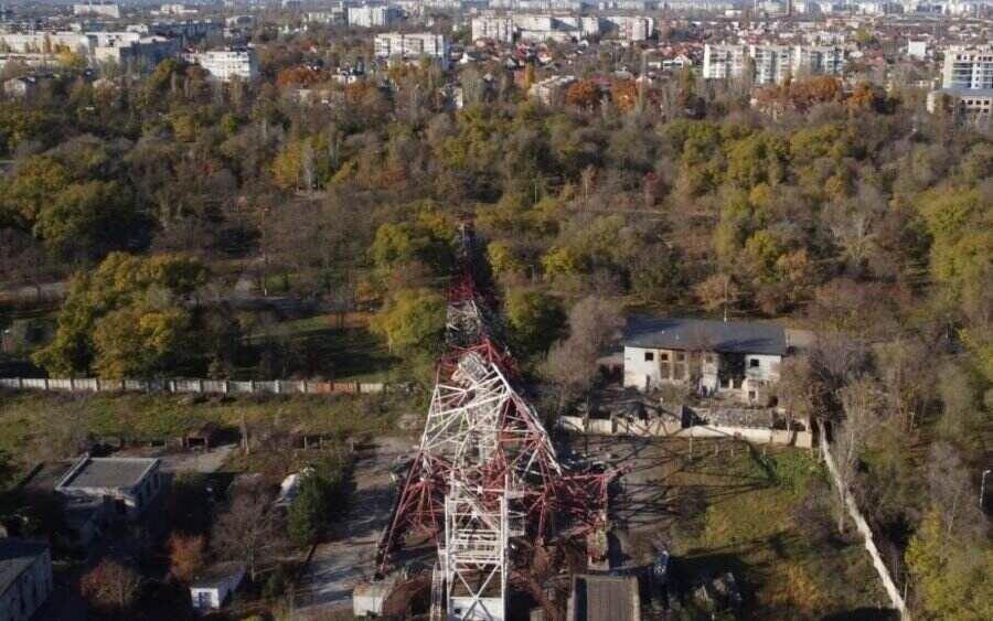 "Auch ich war ein Orang-Utan im Zoo": Russlands bizarre Propaganda in der Ukraine "Auch ich war ein Orang-Utan im Zoo": Russlands bizarre Propaganda in der Ukraine