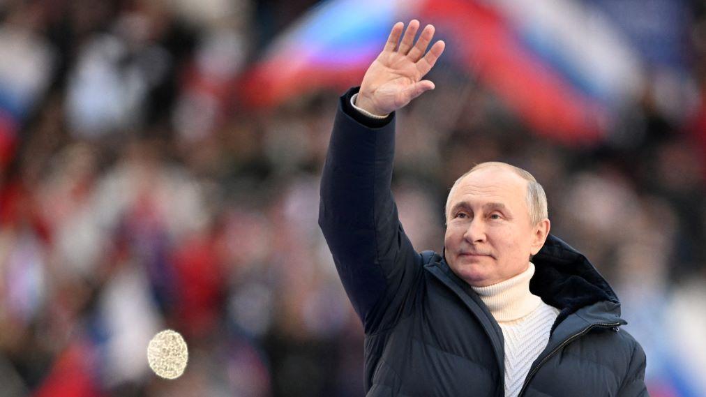 Putins "Heiliger Krieg" terrorisiert die Ukraine und russische Andersdenkende Putins "Heiliger Krieg" terrorisiert die Ukraine und russische Andersdenkende