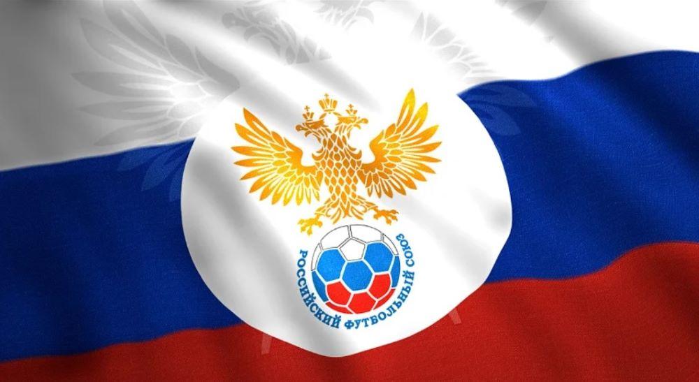 Russland ist nahtlos in den Fußball zurückgekehrt und niemand scheint übermäßig beunruhigt zu sein Russland ist nahtlos in den Fußball zurückgekehrt und niemand scheint übermäßig beunruhigt zu sein