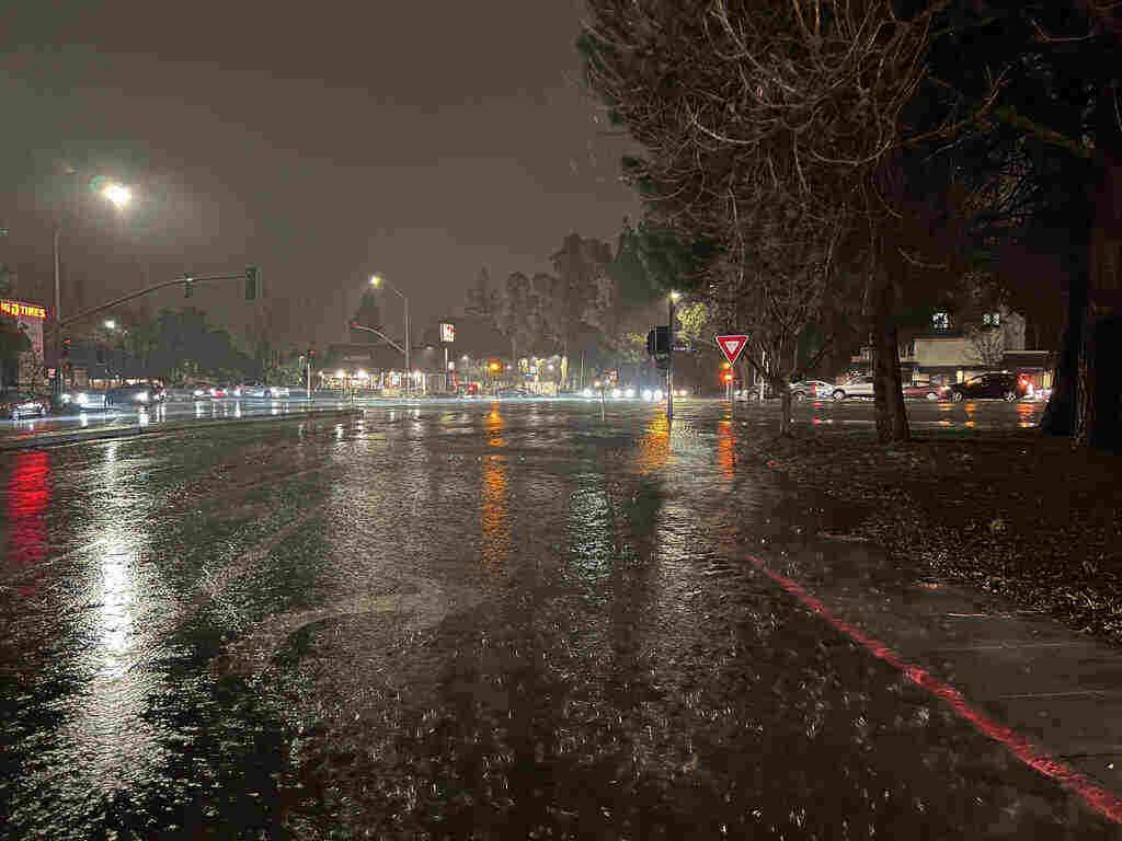 US-Bundesstaat Kalifornien: Todesfälle nach Extremwetter mit heftigen Regenfällen und Überschwemmungen US-Bundesstaat Kalifornien: Todesfälle nach Extremwetter mit heftigen Regenfällen und Überschwemmungen