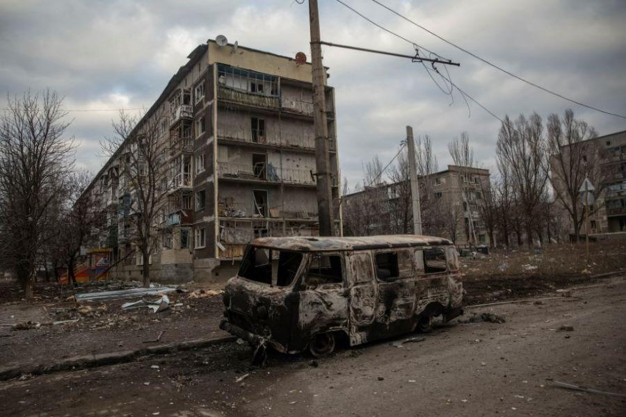 Die Angriffe auf die Ukraine gehen Ostern weiter während Papst Franziskus um Frieden bittet Die Angriffe auf die Ukraine gehen Ostern weiter während Papst Franziskus um Frieden bittet