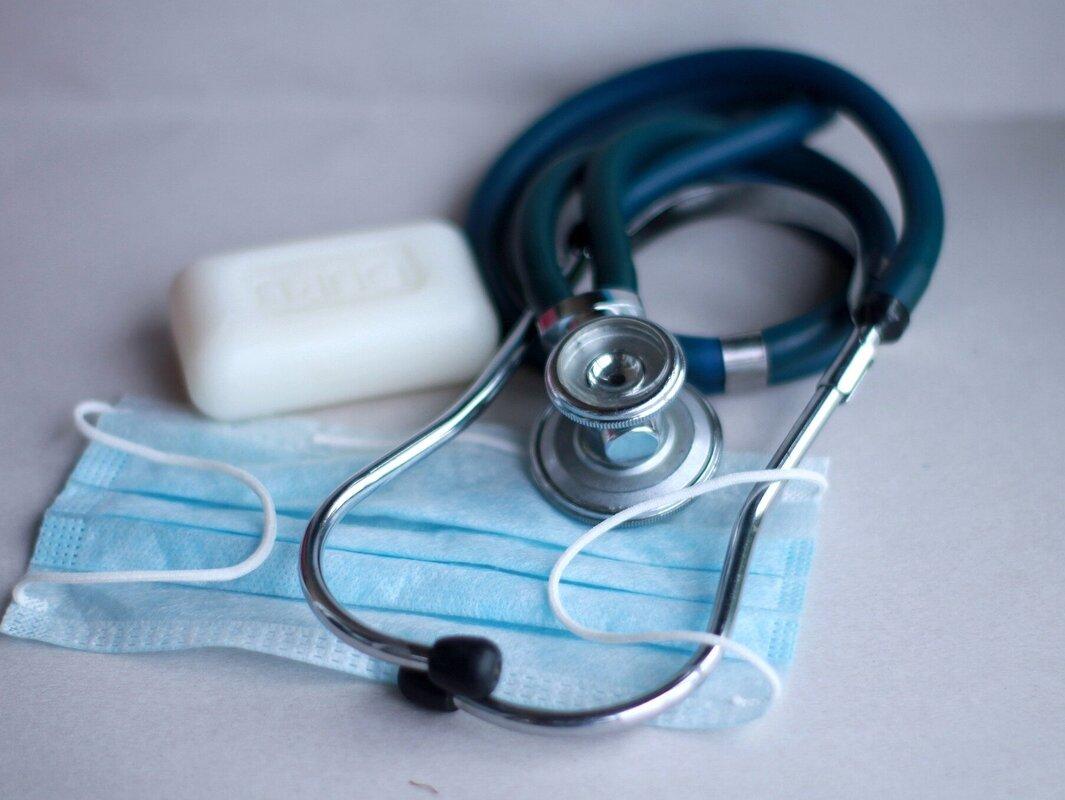 Baden-Württemberg: Kliniken und Arztpraxen setzen weiter auf Masken nach Ende der Corona-Maßnahmen Baden-Württemberg: Kliniken und Arztpraxen setzen weiter auf Masken nach Ende der Corona-Maßnahmen