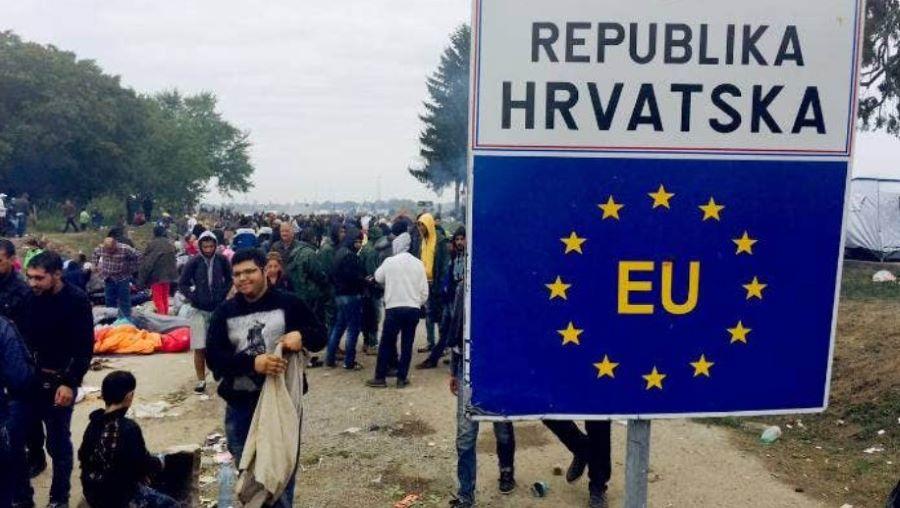 Kroatische Beamte tauschten Informationen über Migranten aus um illegalen Pushbacks durchzuführen Kroatische Beamte tauschten Informationen über Migranten aus um illegalen Pushbacks durchzuführen