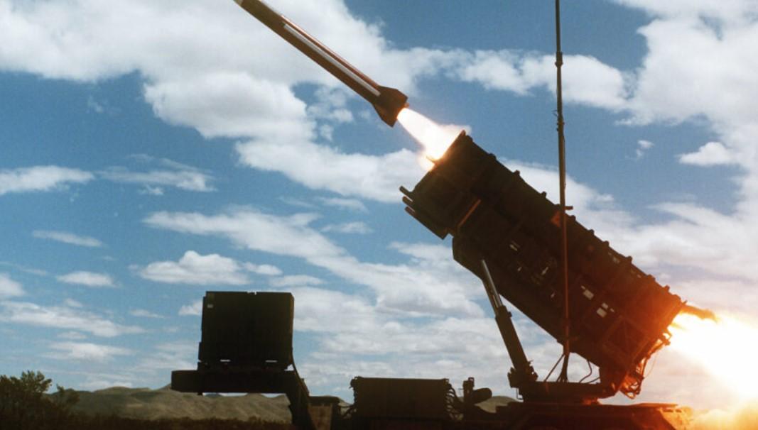 Ukraine hat das Flugabwehrsystem Patriot zur Verteidigung gegen russische Luftangriffe aus Deutschland erhalten Ukraine hat das Flugabwehrsystem Patriot zur Verteidigung gegen russische Luftangriffe aus Deutschland erhalten