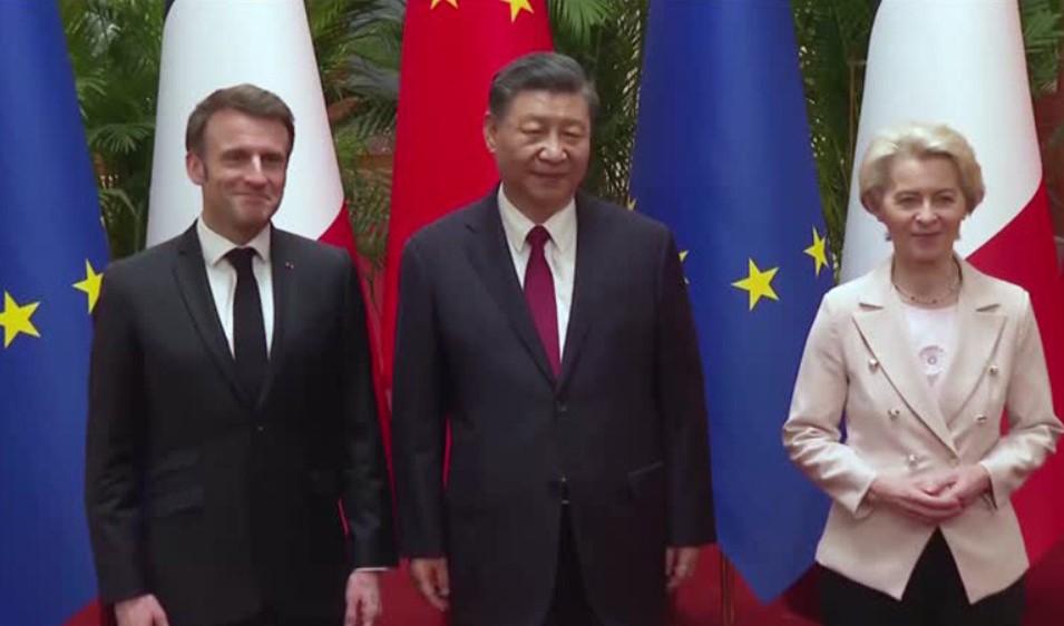 Von der Leyen: "Präsident Xi wiederholte Bereitschaft mit Präsident Selenskyj zu sprechen" Von der Leyen: "Präsident Xi wiederholte Bereitschaft mit Präsident Selenskyj zu sprechen"