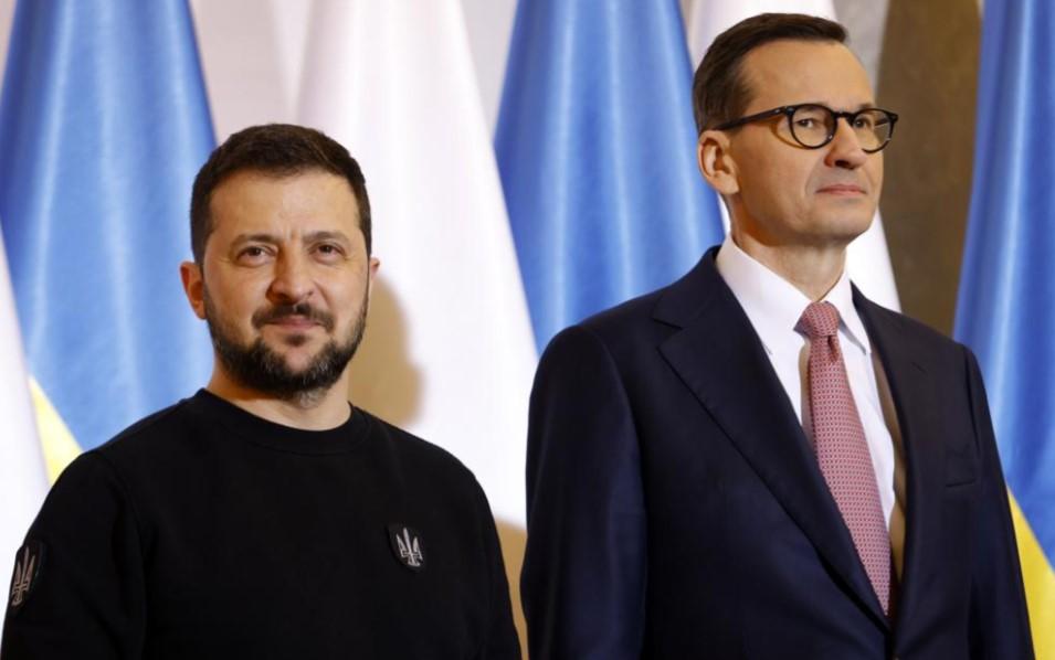 Präsident Selenskyj widerspricht Äußerungen aus Moskau der Einkreisung von Bachmut Präsident Selenskyj widerspricht Äußerungen aus Moskau der Einkreisung von Bachmut