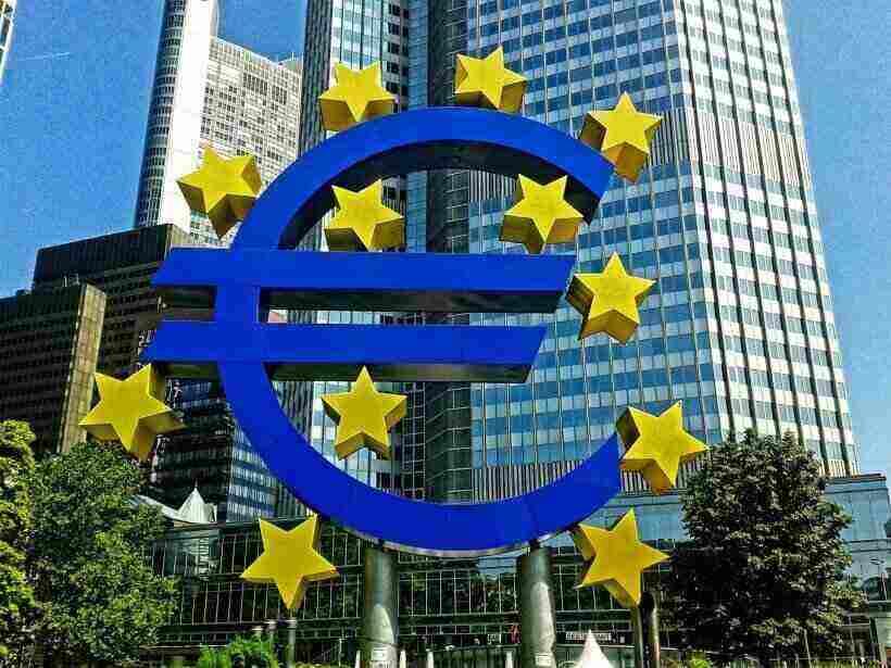 Höhere Teuerungsraten lassen die Kaufkraft schwinden: EZB hebt Leitzinsen im Euroraum um 0,25 Prozentpunkte