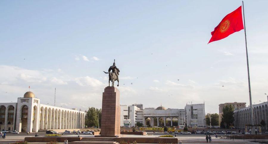 Gericht verurteilt kirgisischer Söldner zu zehn Jahren Haft weil er in der Ukraine für Russland kämpfte Gericht verurteilt kirgisischer Söldner zu zehn Jahren Haft weil er in der Ukraine für Russland kämpfte