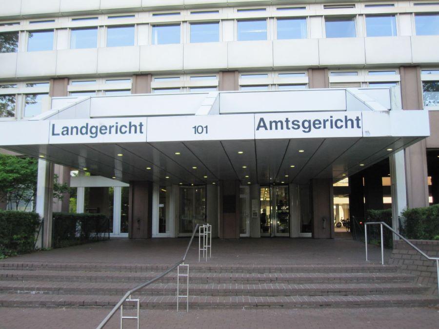 Gericht verurteilt Erzdiözese Köln zur Zahlung von über 300.000 Euro an Missbrauchsopfer durch Geistliche Gericht verurteilt Erzdiözese Köln zur Zahlung von über 300.000 Euro an Missbrauchsopfer durch Geistliche