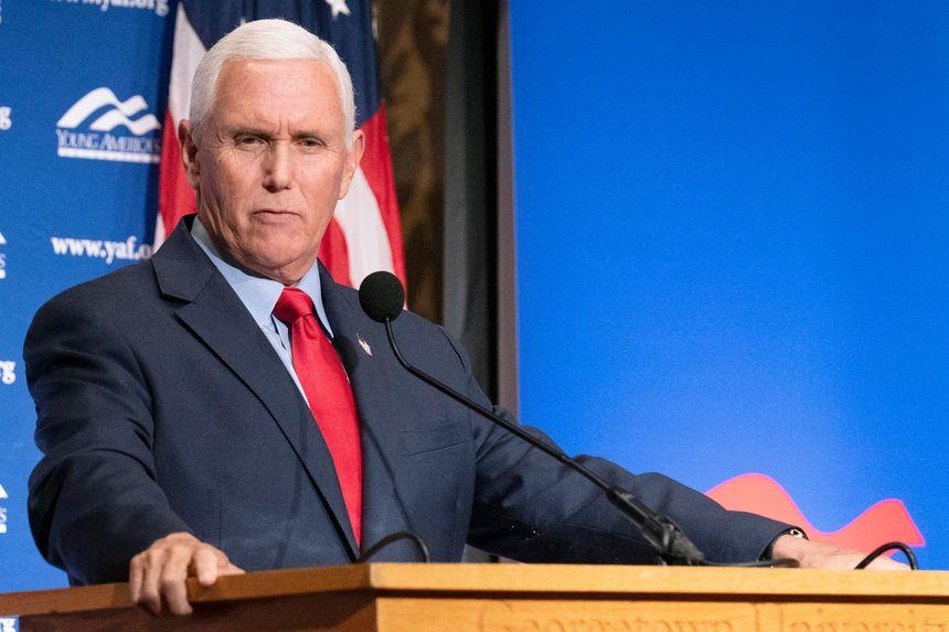 US-Präsidentschaftskandidat Mike Pence trifft Präsident Selenskyj während eines Überraschungbesuchs in der Ukraine US-Präsidentschaftskandidat Mike Pence trifft Präsident Selenskyj während eines Überraschungbesuchs in der Ukraine
