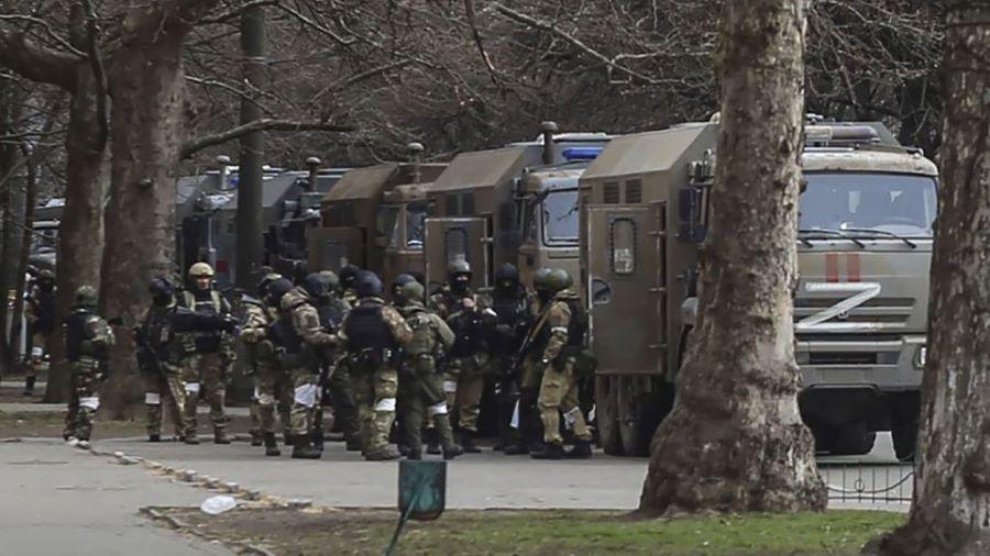 Russland verlegt Truppenkontingente an andere Frontabschnitte nach Zerstörung des Kachowka-Staudamms Russland verlegt Truppenkontingente an andere Frontabschnitte nach Zerstörung des Kachowka-Staudamms