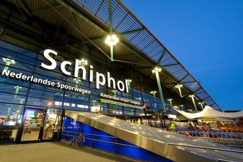 Ein heftiger Sommersturm fordert 1 Todesopfer in den Niederlanden Ein heftiger Sommersturm fordert 1 Todesopfer in den Niederlanden