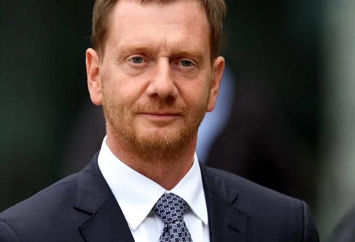 Sachsens Ministerpräsident Kretschmer warnt vor Polarisierung des AfD-Höhenflugs Sachsens Ministerpräsident Kretschmer warnt vor Polarisierung des AfD-Höhenflugs