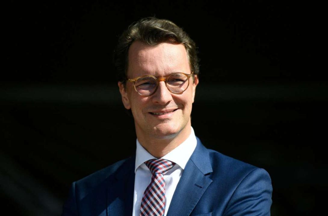 NRW Ministerpräsident Wüst fordert schnellere Maßnahmen für die Wirtschaft NRW Ministerpräsident Wüst fordert schnellere Maßnahmen für die Wirtschaft