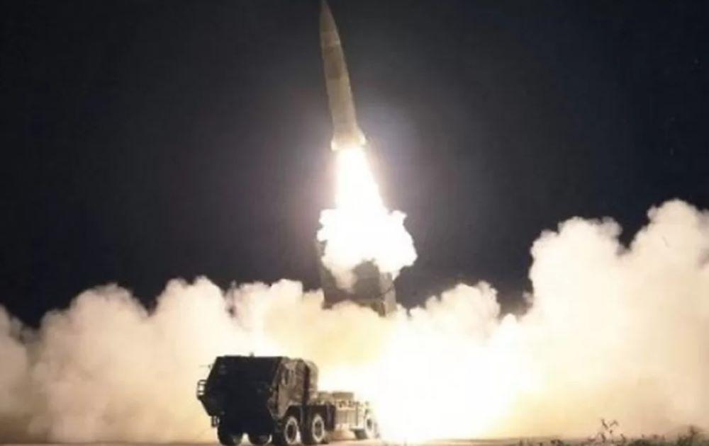 Nordkorea simuliert mit Abschuss von ballistischen Raketen einen Atomangriff auf Südkorea Nordkorea simuliert mit Abschuss von ballistischen Raketen einen Atomangriff auf Südkorea