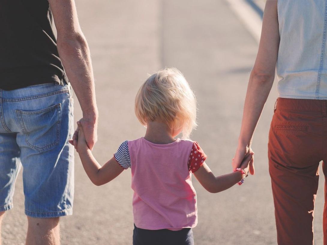 Eltern sollen Selbstbewusstsein ihrer Kinder stärken um sie vor Missbrauch zu schützen Eltern sollen Selbstbewusstsein ihrer Kinder stärken um sie vor Missbrauch zu schützen