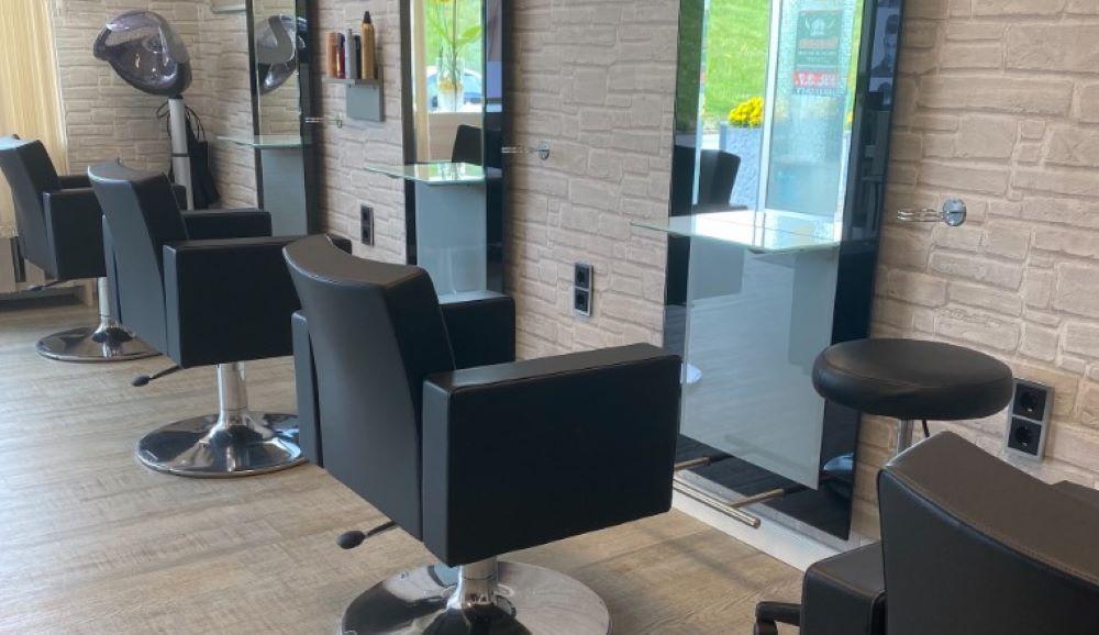 NRW: Gebeutelte Friseurbranche nach Corona weiter unter Druck NRW: Gebeutelte Friseurbranche nach Corona weiter unter Druck