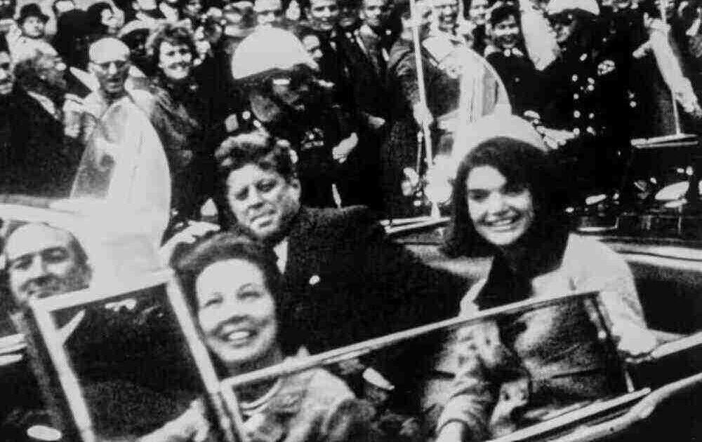 Ex-Secret-Service-Agent enthüllt neue Details zum JFK-Attentat Ex-Secret-Service-Agent enthüllt neue Details zum JFK-Attentat