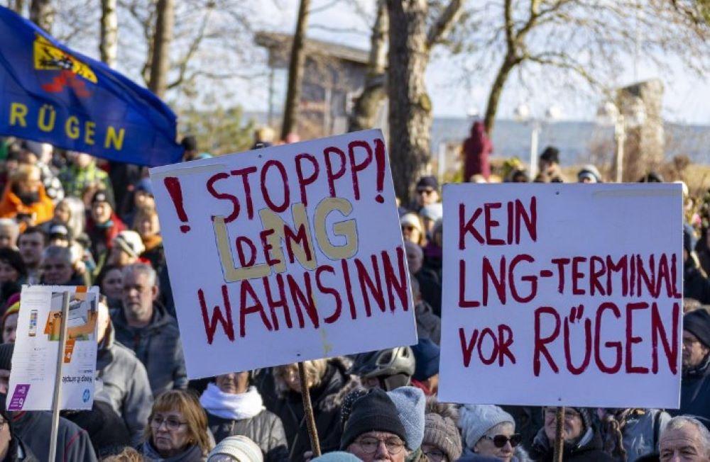 Kein Baustopp für Rügener LNG-Terminal – Gericht lehnt Antrag ab Kein Baustopp für Rügener LNG-Terminal – Gericht lehnt Antrag ab