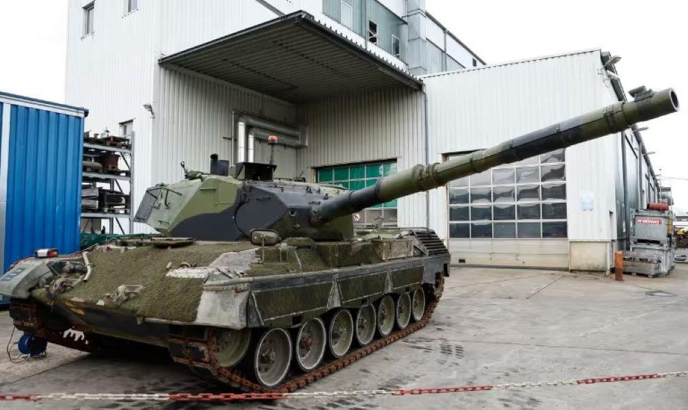 Stark reparaturbedürftig - Ukraine verweigert Übernahme von Leopard-1-Panzern Stark reparaturbedürftig - Ukraine verweigert Übernahme von Leopard-1-Panzern