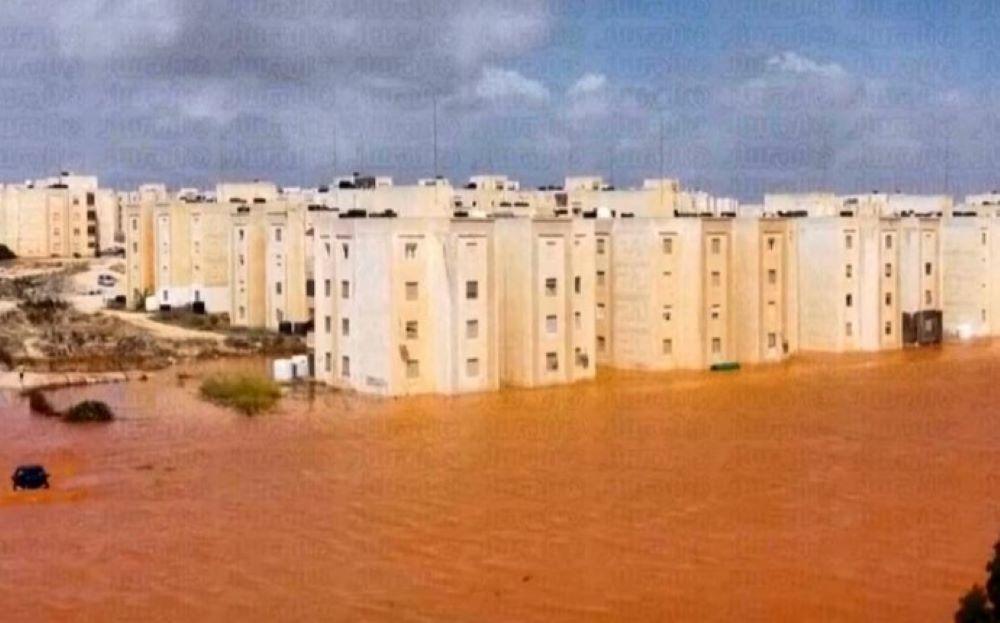 Nach heftigen Unwettern in Libyen befürchtet die Regierung im Osten des Landes Tausende Tote Nach heftigen Unwettern in Libyen befürchtet die Regierung im Osten des Landes Tausende Tote