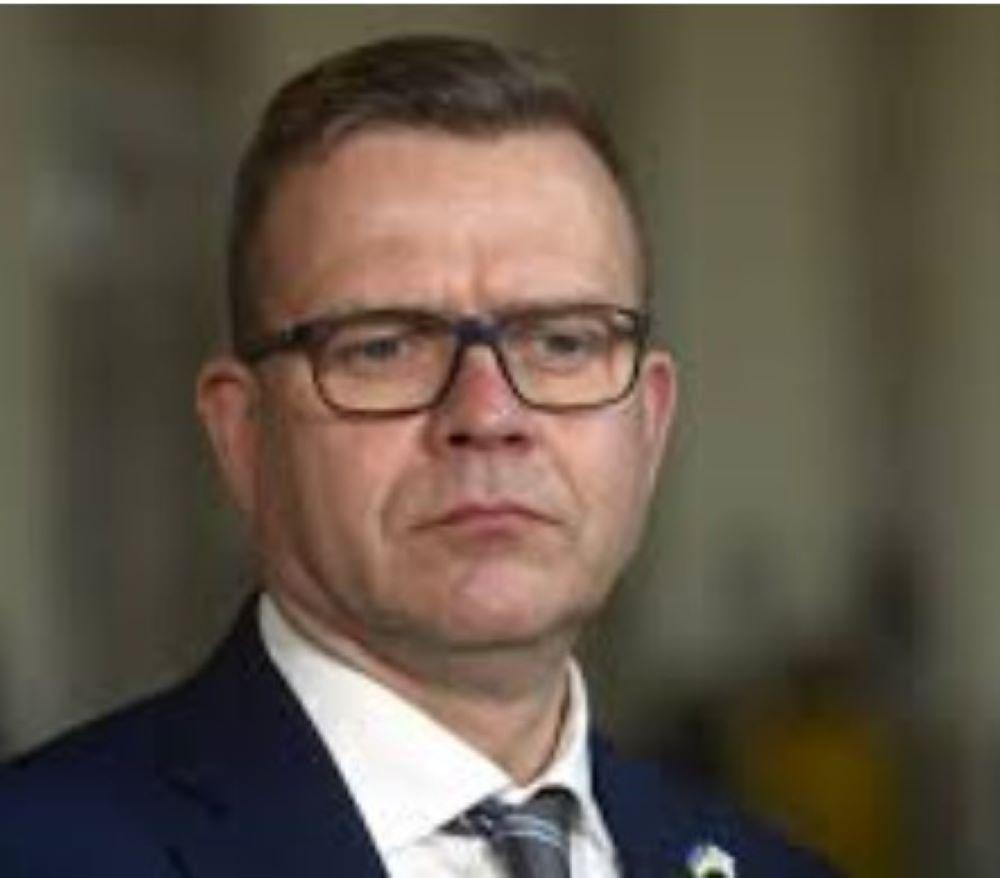 Finnlands Mitte-Rechts-Regierung übersteht Misstrauensvotum über zwei rechte Minister Finnlands Mitte-Rechts-Regierung übersteht Misstrauensvotum über zwei rechte Minister
