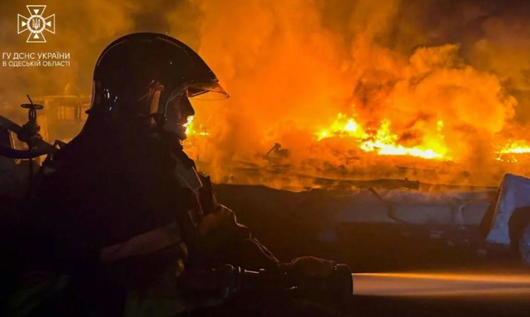 Rumänien verurteilt russischen Drohnen-Angriff auf Donauhafen der Ukraine Rumänien verurteilt russischen Drohnen-Angriff auf Donauhafen der Ukraine