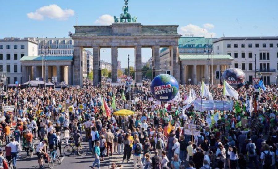 Amnesty International sieht die Versammlungsfreiheit in Deutschland bedroht Amnesty International sieht die Versammlungsfreiheit in Deutschland bedroht