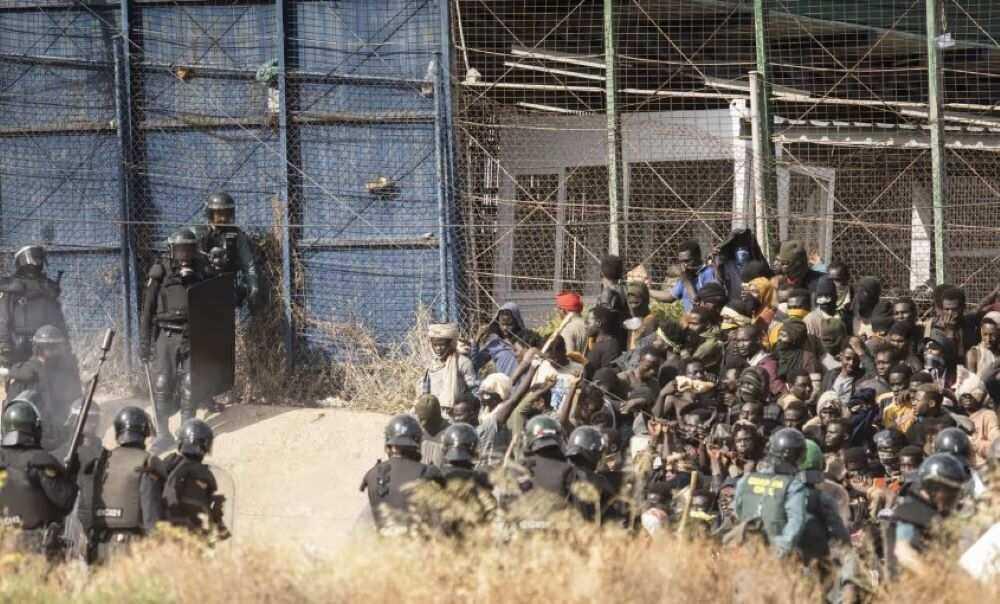 Das Melilla-Desaster: Wie eine spanische Enklave in Afrika zu einem tödlichen Brennpunkt für Migranten wurde Das Melilla-Desaster: Wie eine spanische Enklave in Afrika zu einem tödlichen Brennpunkt für Migranten wurde