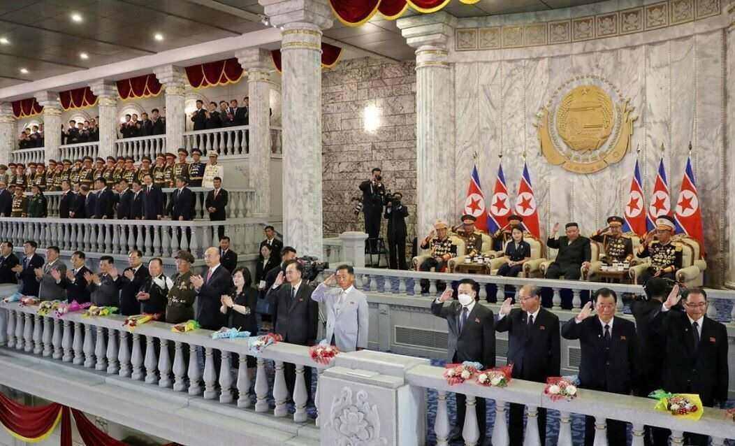 Kim Jong Un und seine Tochter feiern den 75. Jahrestag Nordkoreas - Xi und Putin lassen grüßen Kim Jong Un und seine Tochter feiern den 75. Jahrestag Nordkoreas - Xi und Putin lassen grüßen