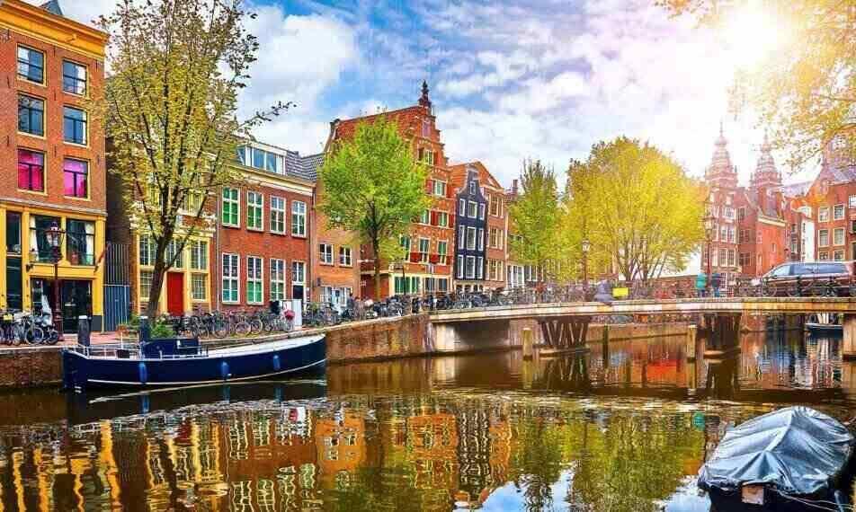 Urlaub in Amsterdam wird ab 2024 deutlich teurer Urlaub in Amsterdam wird ab 2024 deutlich teurer