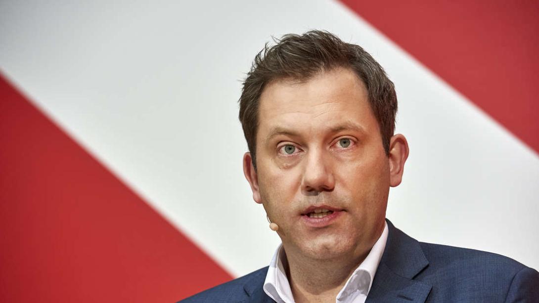 SPD-Chef warnt vor Scheitern einer gemeinsamen europäischen Flüchtlingspolitik SPD-Chef warnt vor Scheitern einer gemeinsamen europäischen Flüchtlingspolitik