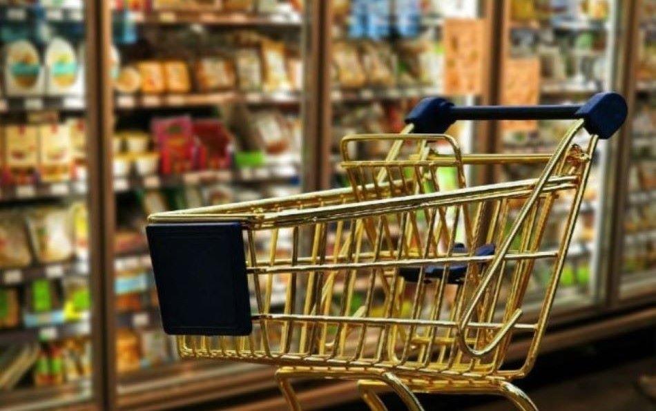 Auf einmal ist nur noch die Hälfte drin - Mogelpackungen sind für Verbraucher ein Ärgernis Auf einmal ist nur noch die Hälfte drin - Mogelpackungen sind für Verbraucher ein Ärgernis