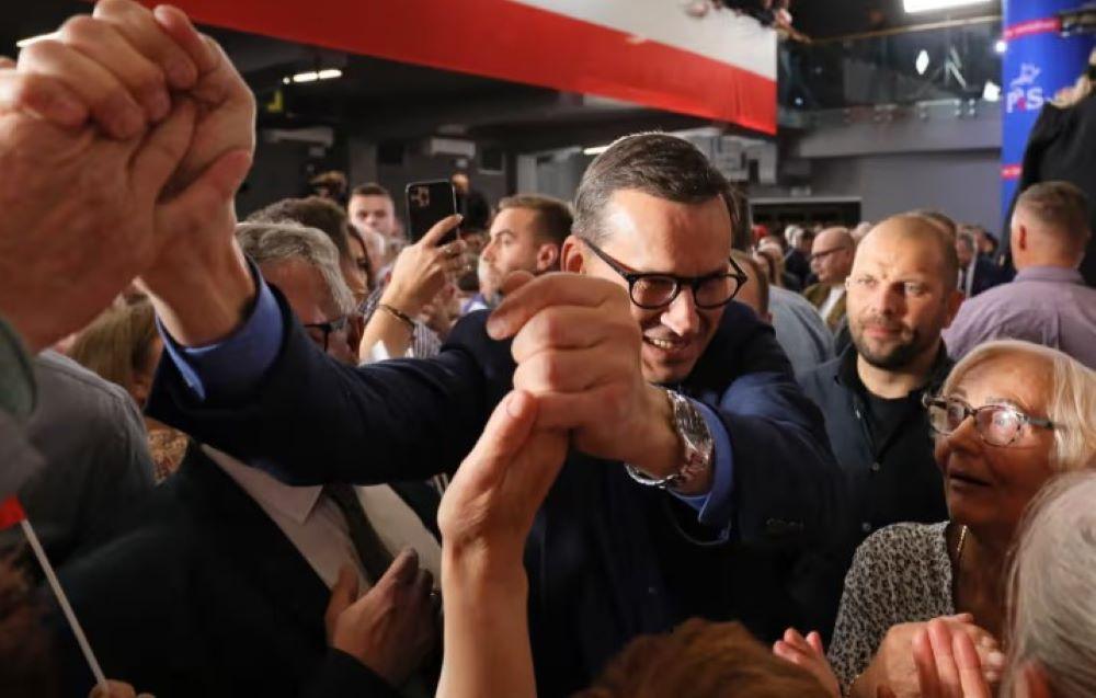 Polens Regierungspartei bleibt stärkste politische Kraft