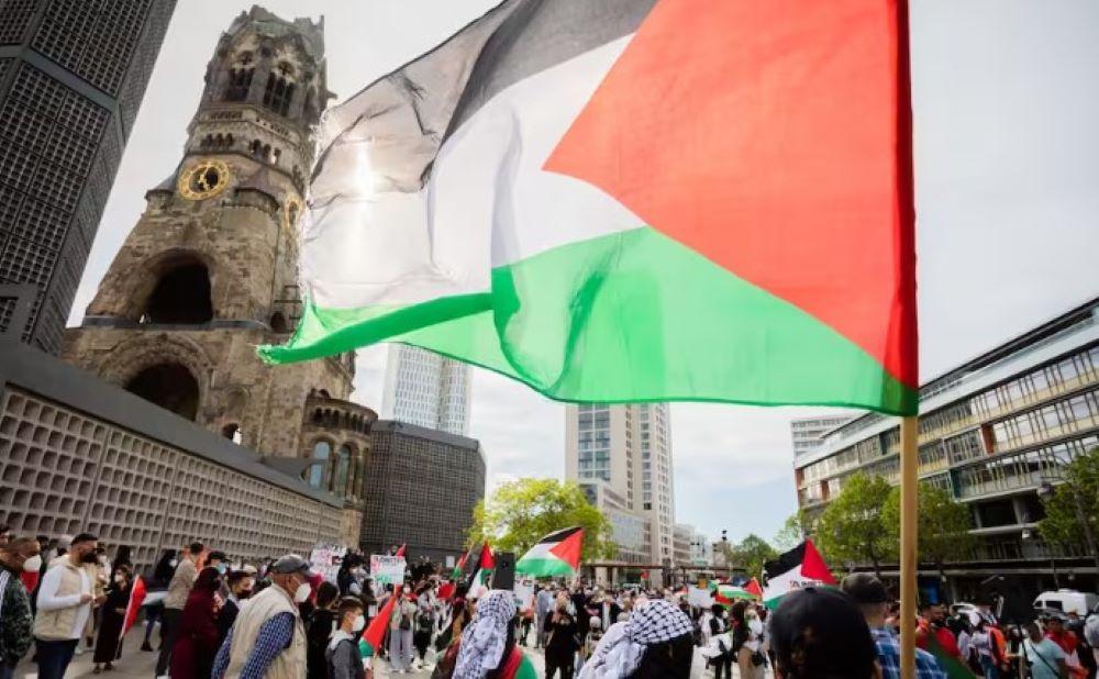 Innensenatorin sieht Berlin nach Ausschreitungen noch nicht am Limit Innensenatorin sieht Berlin nach Ausschreitungen noch nicht am Limit