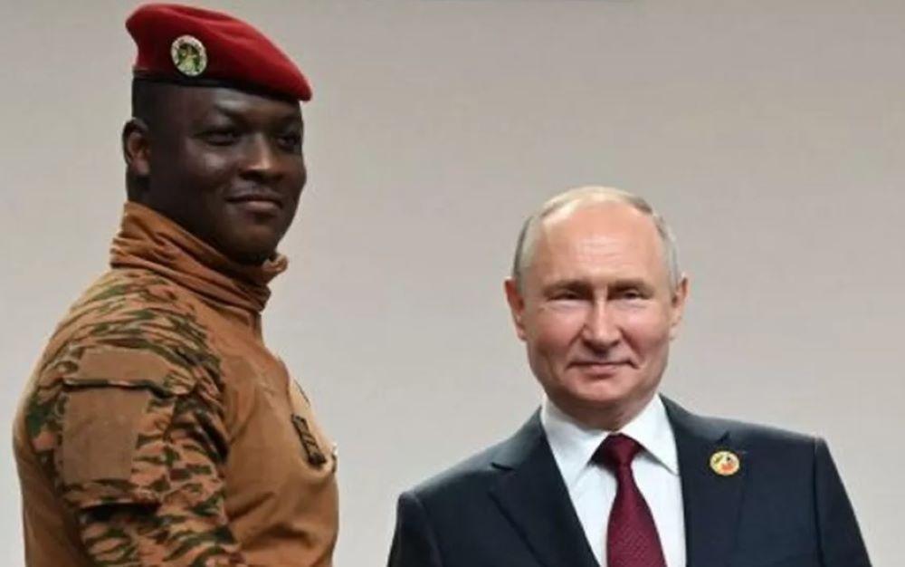 Russland baut Atomkraftwerk um Burkina Fasos Energiebedarf zu decken Russland baut Atomkraftwerk um Burkina Fasos Energiebedarf zu decken