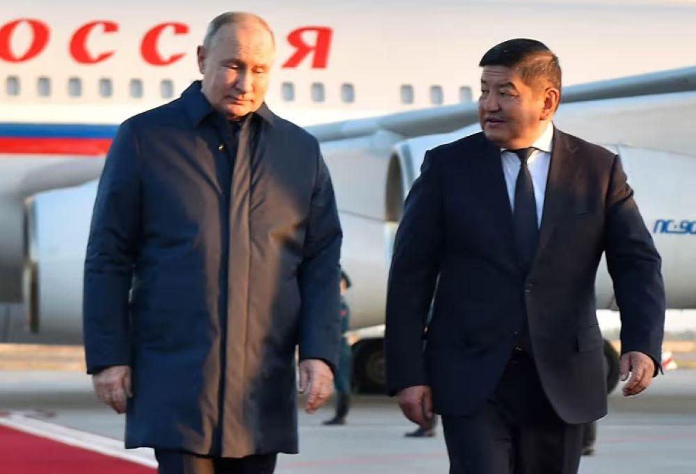 Putin versucht mit Besuch in Kirgisistan russischen Einfluss zurückzugewinnen Putin versucht mit Besuch in Kirgisistan russischen Einfluss zurückzugewinnen
