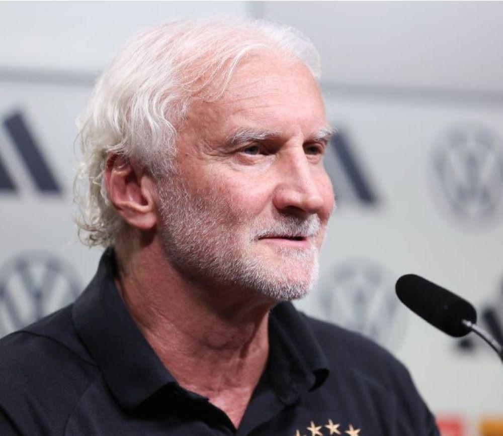 FIFA-Pläne zu Mega-WM 2030: Scharfe Kritik von Rudi Völler FIFA-Pläne zu Mega-WM 2030: Scharfe Kritik von Rudi Völler