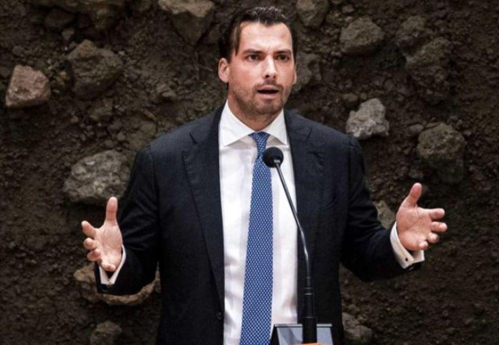 Ruttes Vierer-Koalition war Anfang Juli im Streit über die Einwanderungspolitik auseinandergebrochen Nach Angriff auf niederländischen Rechtspopulisten setzt Partei den Wahlkampf aus