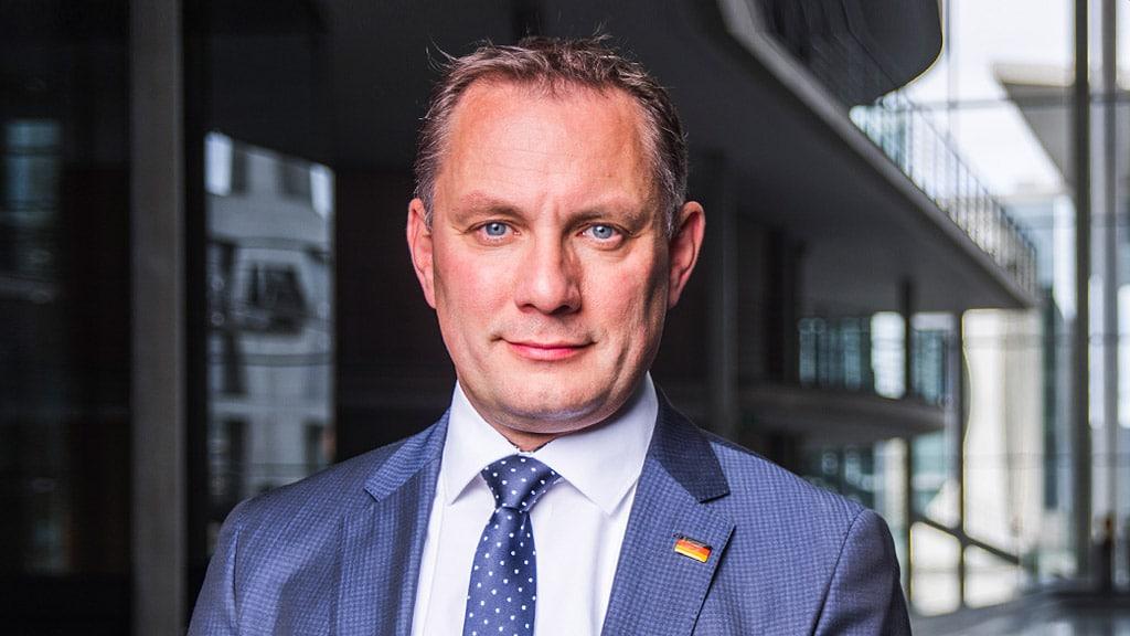 Offenbar "intramuskuläre Injektion" - Keine Hinweise eines Angriffs auf AfD-Chef Chrupalla Offenbar "intramuskuläre Injektion" - Keine Hinweise eines Angriffs auf AfD-Chef Chrupalla