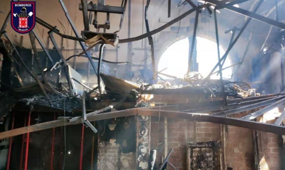Retter suchen nach Brand weiter nach Leichen in spanischen Nachtclubs