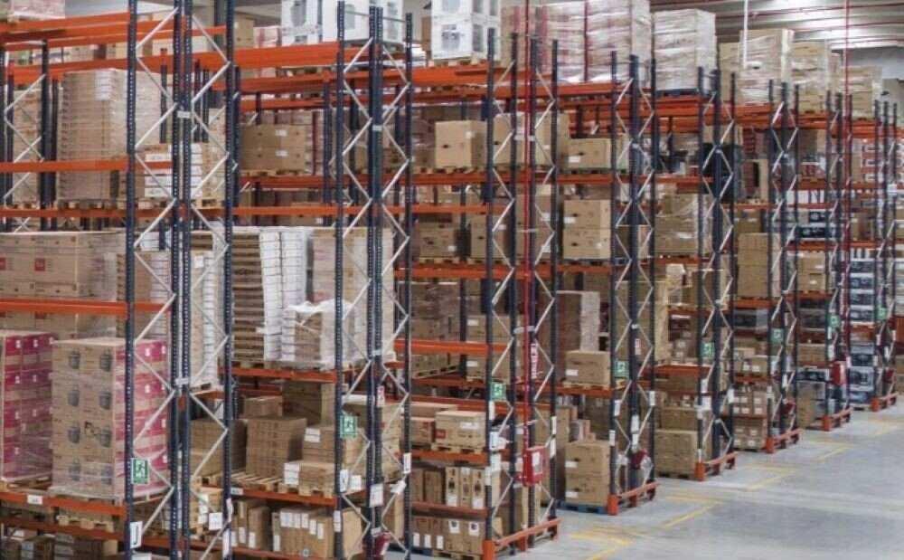 Boom im Online-Handel - Mitarbeitern in der Lagerlogistik bei Arbeitgebern besonders begehrt Boom im Online-Handel - Mitarbeitern in der Lagerlogistik bei Arbeitgebern besonders begehrt